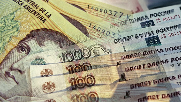 Putin: "Rusia y Argentina discutirán el uso de las monedas nacionales en pagos recíprocos"  