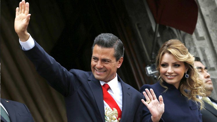 "Angélica Rivera se ha convertido en una crisis para Peña Nieto"