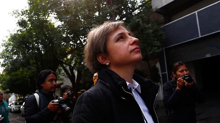 "Gobierno de Peña Nieto ofreció 5 millones de pesos a un abogado para que pierda el caso Aristegui"