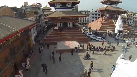 Tomas aéreas de Katmandú antes y después del mortífero terremoto en Nepal 