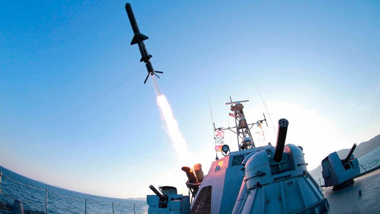 Corea del Norte lanza tres misiles antibuques en el mar de Japón