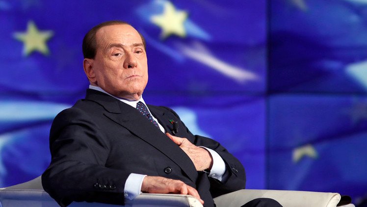 Berlusconi: "La ausencia de los líderes occidentales en Moscú es nuestra derrota"