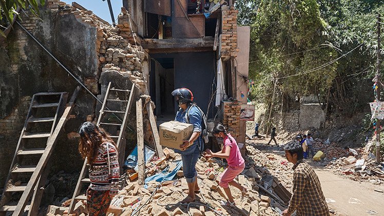 Nepal en alerta por un posible brote de cólera tras el devastador terremoto