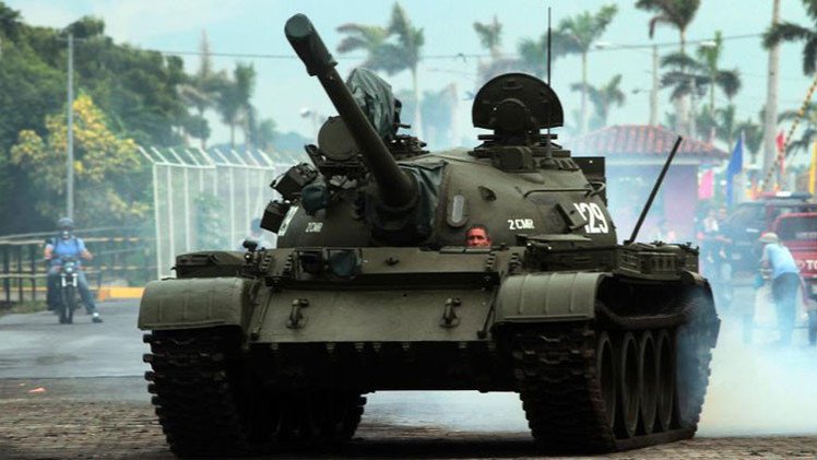 Rusia y Perú negocian la modernización de los tanques T-55
