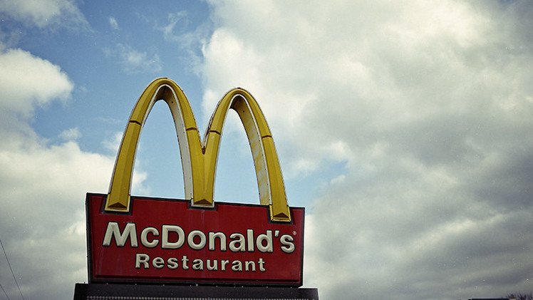 Polémica en McDonald's: "No atendemos a gente sin hogar"
