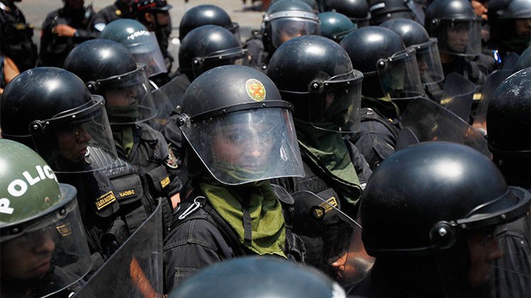 Perú: Declaran estado de emergencia en provincia de Islay tras disturbios por proyecto minero 