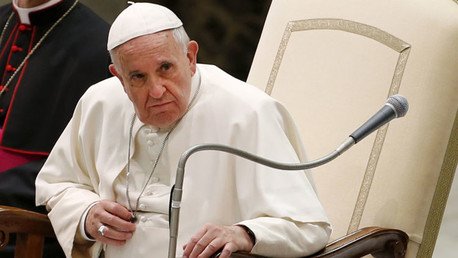 Sin palabras: Un enfermo 'no desea' hablar con Francisco y le cuelga el teléfono dos veces