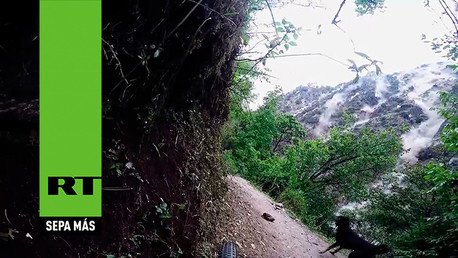 Turistas graban la avalancha que sepultó un pueblo en Nepal tras el terremoto