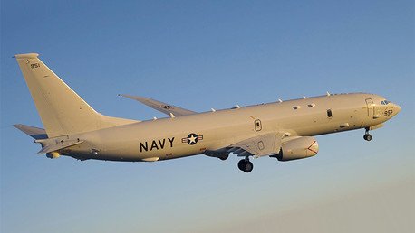 La Armada china hace múltiples advertencias a un avión de EE.UU. que ingresó a territorio en disputa