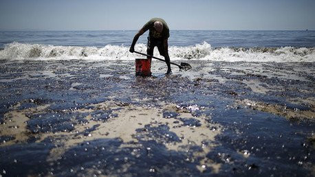 ¿Cuáles son las devastadoras consecuencias de la fuga de 400.000 litros de crudo en California?