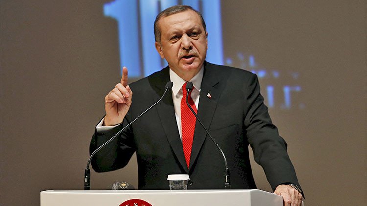 Presidente turco: "Si encuentran un retrete de oro en el palacio, dimito"
