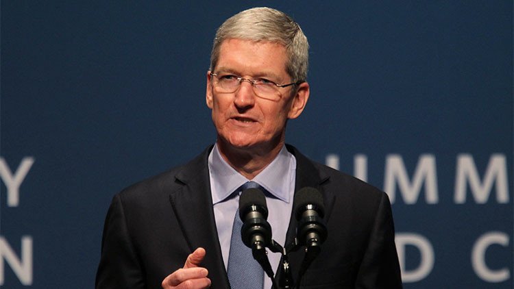 ¿Por qué el director ejecutivo de Apple arremete contra el Gobierno de EE.UU.? 