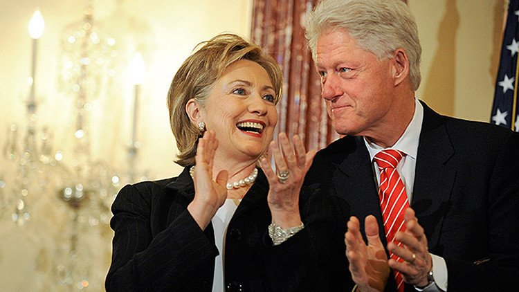 Informe: La Fundación Clinton recibió millones de Suecia para permitirle comerciar con Irán