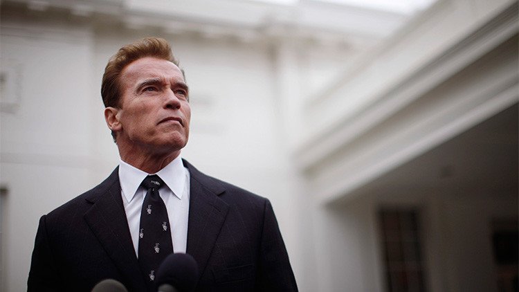 Schwarzenegger: "Yo lo haría mejor que Obama como presidente"