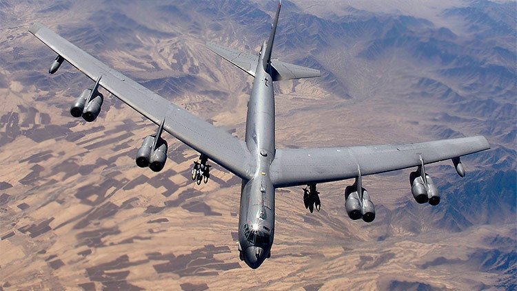 Fotos: Bombarderos B-52 de EE.UU. maniobran en la frontera occidental de Rusia