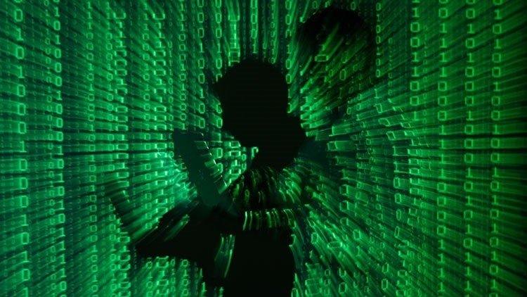 "Con los 'hackeos' China construye una base de datos de los estadounidenses"