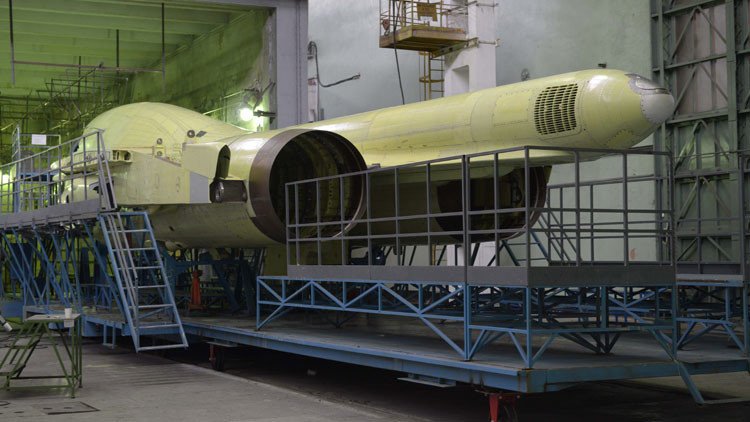 Fotos: Cómo se ensambla el nuevo cazabombardero ruso Su-34