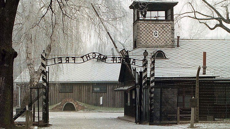 Un médico de Auschwitz de 94 años acusado por más de 3.600 crímenes no será juzgado