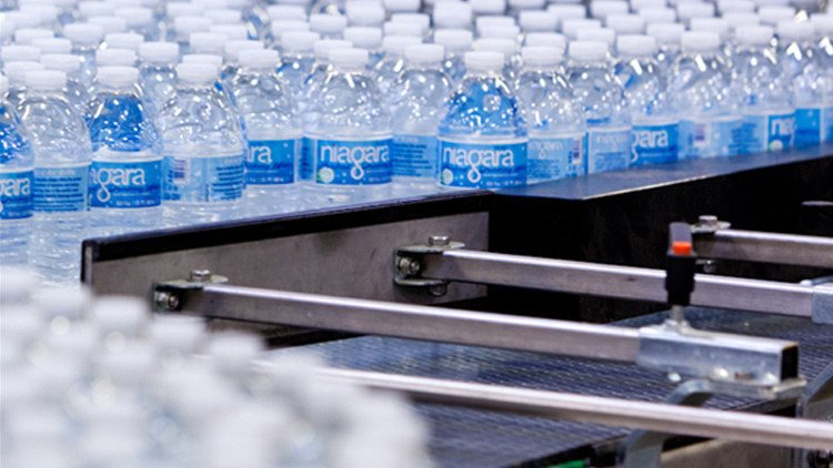 EE.UU.: Retiran del mercado varias marcas de agua embotellada contaminada con E. coli