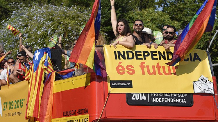 Barcelona celebra la segunda 'Motorada por la Independencia' (fotos)