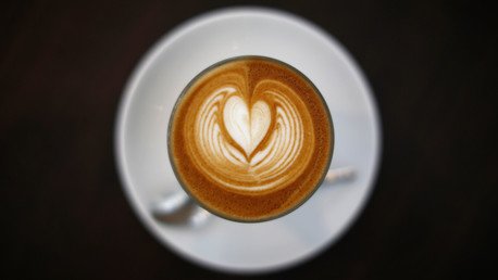 ¿Por qué las primeras horas de la mañana son el peor momento para tomar café?