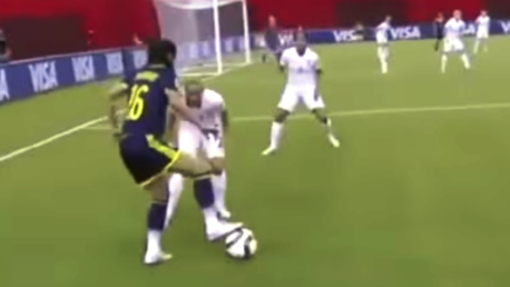 La colombiana que hace unos regates al estilo de Cristiano Ronaldo