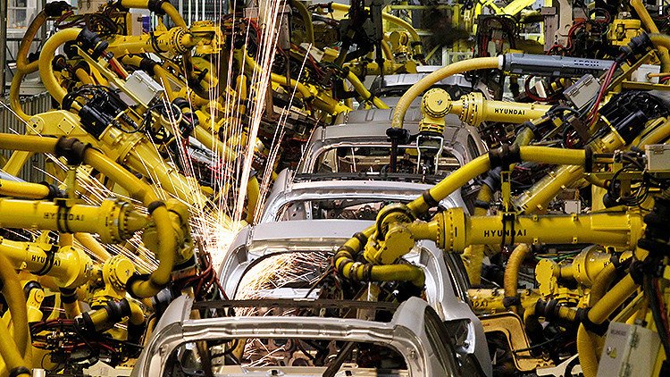 Un robot mata a un empleado en una fábrica de automóviles