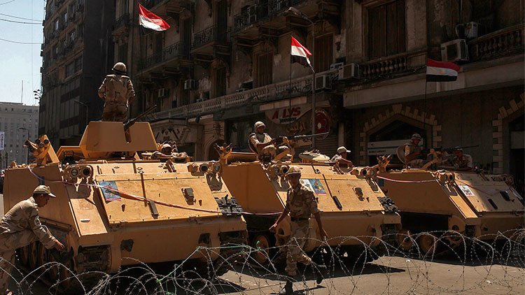 Primer ministro de Egipto: "El país está en estado de guerra"