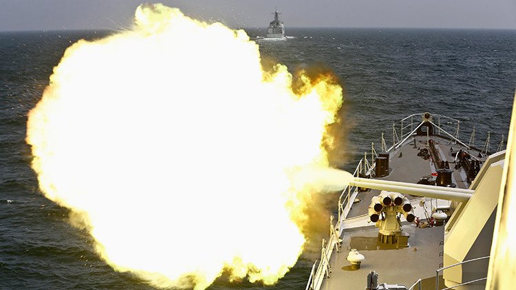 China realiza un simulacro de combate por aire, mar y tierra en el mar Amarillo