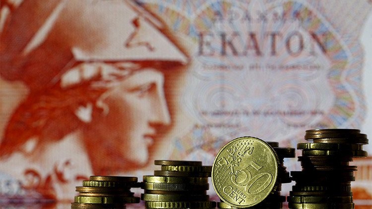 Presidente de la Eurocámara: Grecia necesitará una nueva moneda si gana el 'no' en el referéndum