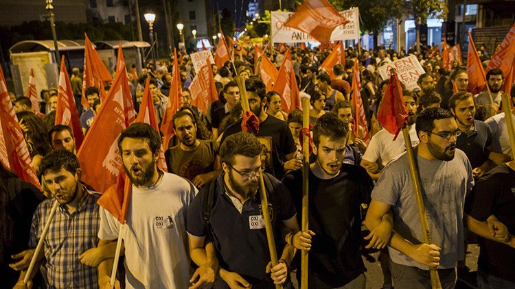 Los jóvenes griegos explican por qué dijeron 'no' a la política de austeridad 