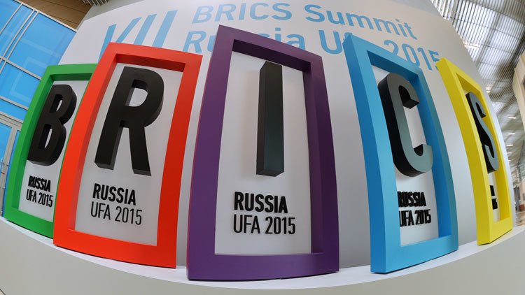 "El nuevo banco del BRICS, una alternativa al orden del FMI y el Banco Mundial"