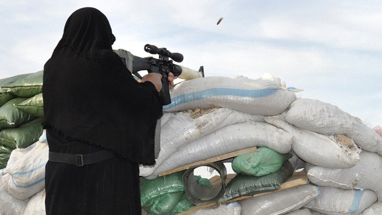La 'Gestapo femenina' del Estado Islámico tortura y ejecuta a mujeres en Raqqa