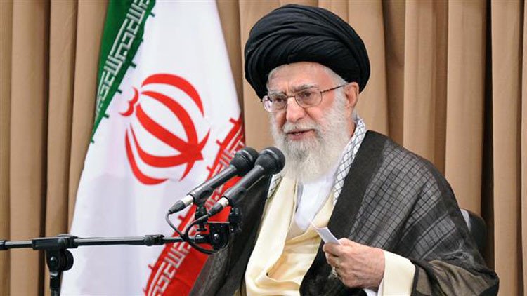 Ayatolá Jameneí: Irán debe continuar su lucha contra la "arrogante" EE.UU.