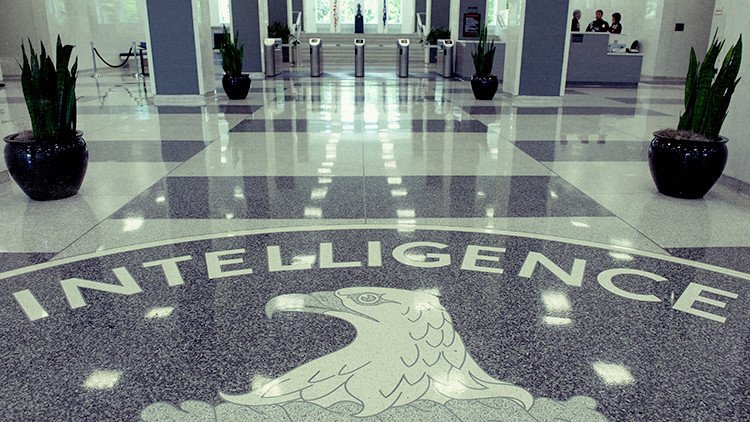 Cómo la CIA se sirvió de estudiantes para extender su espionaje mundial durante la Guerra Fría