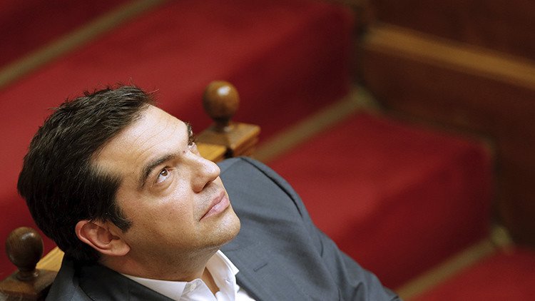Alexis Tsipras reestructura el gabinete tras la rebelión contra la austeridad en su partido