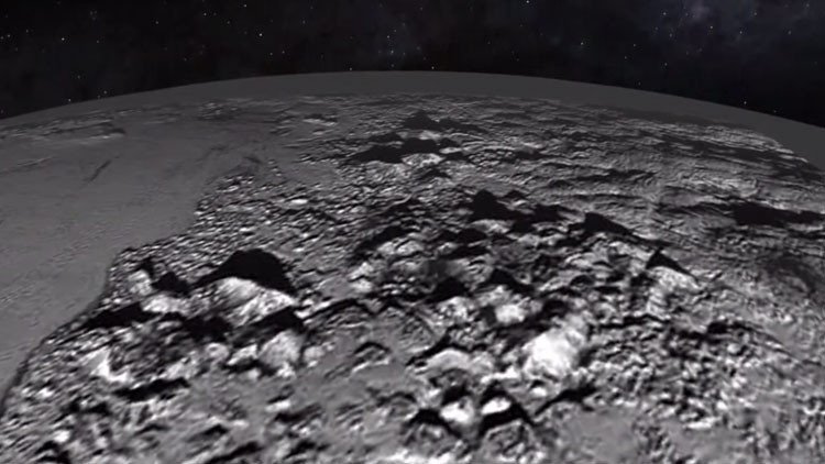Video: Espectacular 'paseo' por las montañas heladas de Plutón