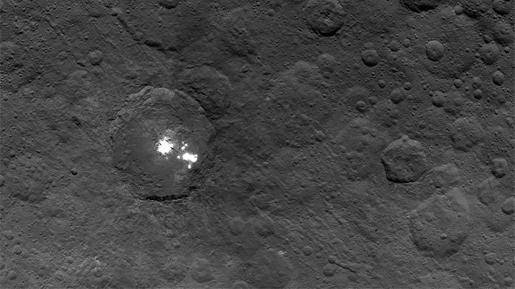 ¿Qué son los puntos brillantes de Ceres?: los científicos, a un paso de solucionar el enigma