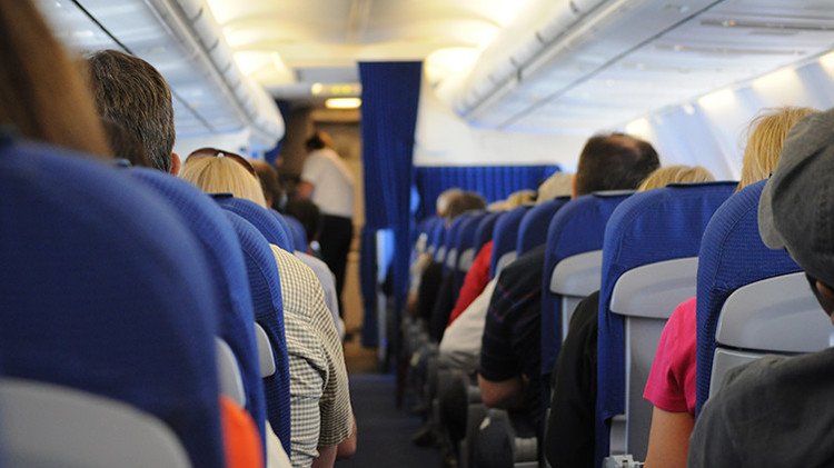 Un estudio disipa mitos sobre cuáles son los asientos más seguros en los aviones