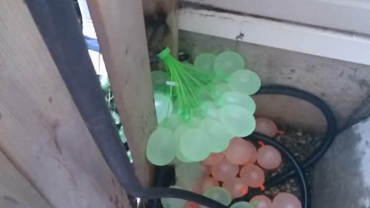 Verano 2015: Los globos de agua que se llenan y se atan solos