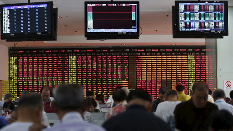 La Bolsa de Shanghái se desploma por el miedo a una desaceleración de la economía china