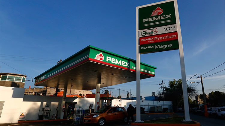 Pemex anuncia pérdidas récord por más de 5.300 millones de dólares