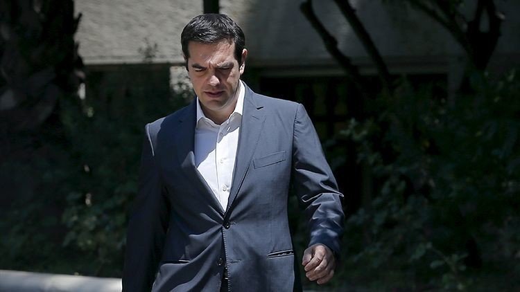 Tsipras: El 'Grexit' nos habría abocado a la devaluación y a pedir ayuda al FMI
