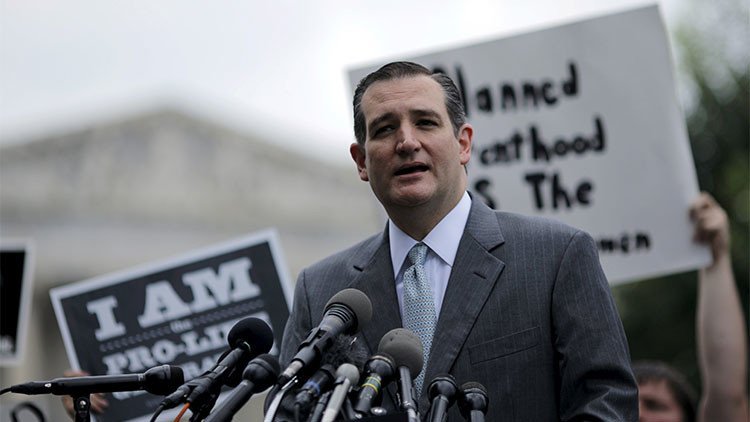 El candidato republicano Ted Cruz acusa a Obama de financiar al terrorismo islamista