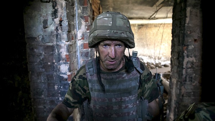 "¿Por qué el presidente no viene aquí?": Las tropas ucranianas pierden la confianza en Kiev