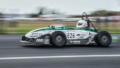 Cien kilómetros en menos de dos segundos: un coche eléctrico bate el récord de aceleración (Fotos)