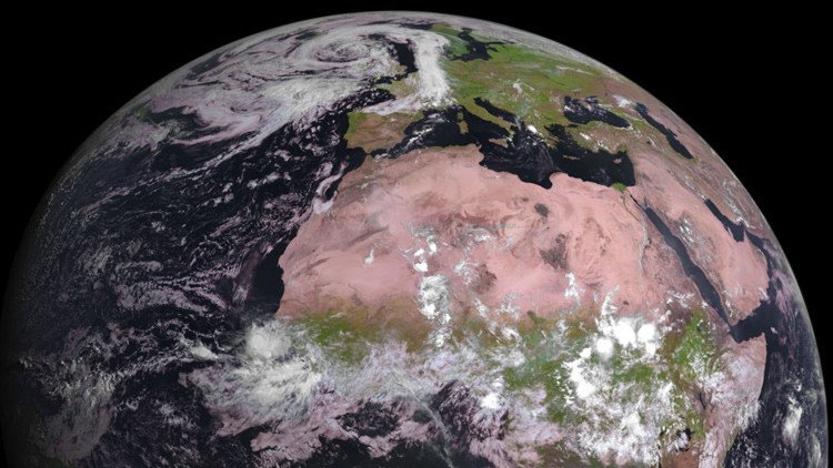 El satélite meteorológico MSG-4 envía sus primeras imágenes de la Tierra