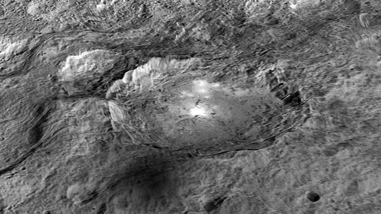 Revelan que los misteriosos puntos brillantes de Ceres no son de hielo