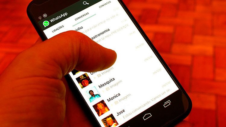 WhatsApp para iPhone presenta un fallo que permite robar conversaciones y contactos