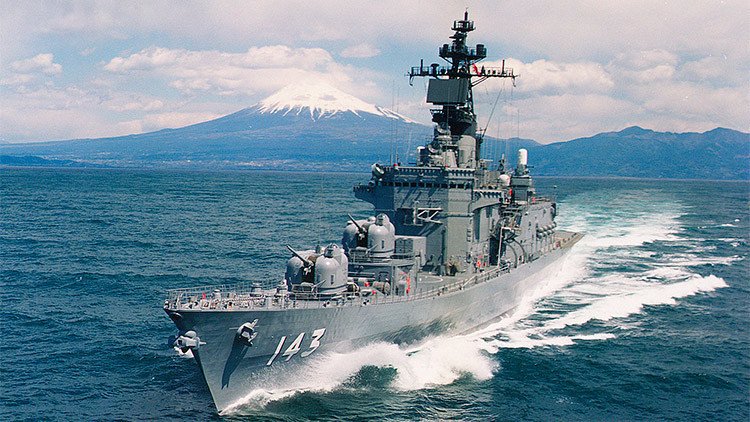 Tensión 'entre dos aguas': Las disputas chino-japonesas se trasladan al mar Oriental